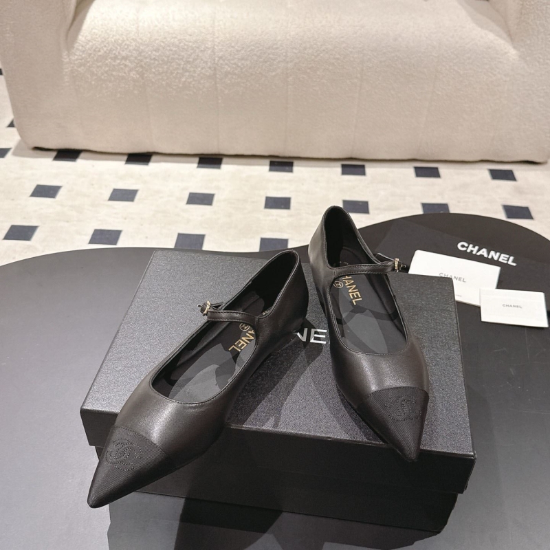 Ch**el flat shoes
